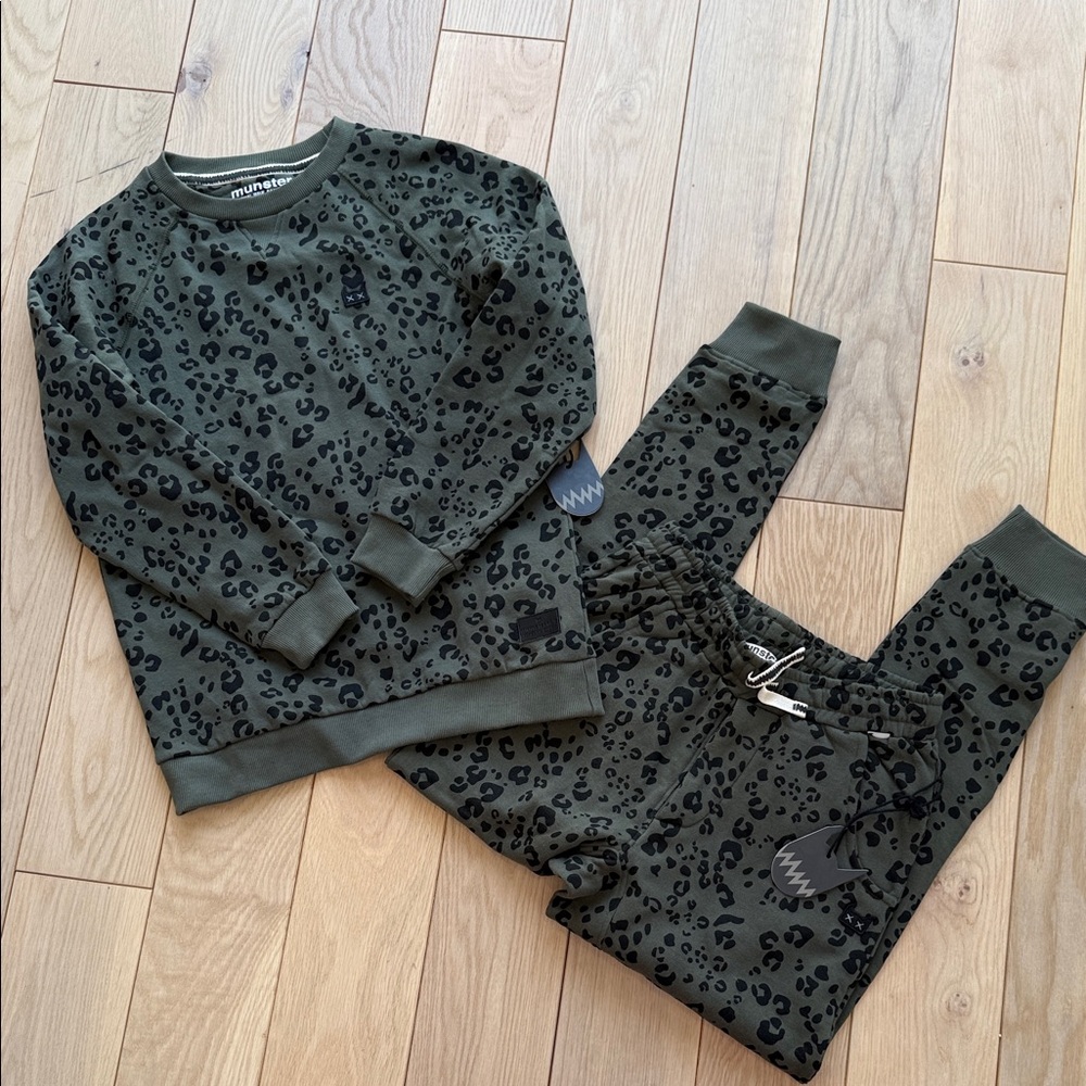 NWT Munster Olive Leopard Print Set boys size 12